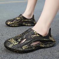 Zapatillas verano casa de los hombres antideslizante desgaste exterior moda nuevas sandalias al aire libre playa resistente al desgaste de una palabra - details 26