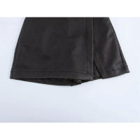 BUNO-minifalda y pantalones cortos de piel sintética para mujer, falda de cintura media, pantalones cortos asimétricos negros elegantes a la moda con cremallera, otoño 2024 - details 4