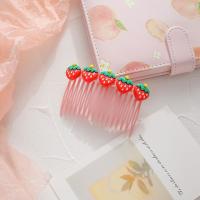 Peines de pelo Kawaii para niños y niñas, peine con flequillo, pinzas para el cabello, tocado de pasador, horquilla de fresa de dibujos animados, peine para bebé, novedad - details 1