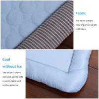 Cama con almohadilla de refrigeración para perros, gatos, cachorros, gatitos, manta fresca para mascotas, Material de seda de hielo suave para dormir en verano, rosa, azul, transpirable - details 2