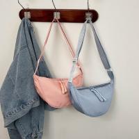 Bolso cruzado Hobo de nailon a la moda, bolso para las axilas, bolsos de un solo hombro, bolso de lona para ir al trabajo de estilo coreano, bolso de bola de masa Unisex - details 2
