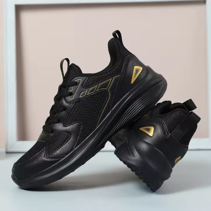 Primavera transpirable 2025 nuevas tablero de cuero pequeños zapatos deportivos casuales blancos para hombres - 1