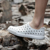 Al aire libre pareja agujero zapatos vadear tendencia de ocio sandalias de playa de los hombres y las mujeres transpirable suela suave hueco zapatos de lluvia - details 3