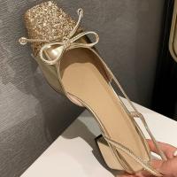 Temperamento arco dorado cabeza cuadrada solo zapatos 2025 nuevas sandalias de tacón grueso de gama alta ropa exterior de verano para mujer - details 1