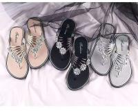 Chanclas de verano para mujer, sandalias planas con plantilla de PVC antideslizante, zapatillas deslizantes de moda para viajes en la playa al aire libre - details 5