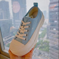 Nuevo versátil cabeza redonda con cordones pequeños zapatos blancos de moda para mujer y cómodos zapatos de tablero deportivo - details 1