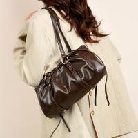 Bolso de hombro de piel sintética sintética para mujer |   Estilo Urbano Casual con Cierre de Hebilla |   Gran capacidad, diseño plisado. |   Ideal para oficina y compras. |   Disponible en marrón claro, negro, beige, café, bolso de mensajero - details 8