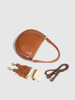 Bolso de mujer español bolso de sillín magnético con broche de solapa decorativo bandolera - details 0