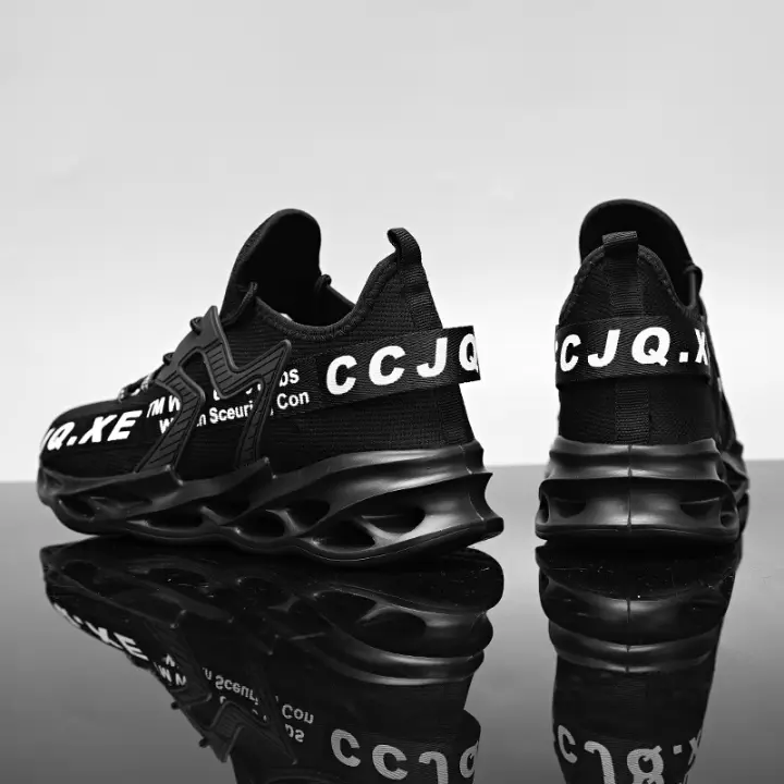 Nueva pareja de zapatillas casuales para hombre que se ajustan a los pies - 1