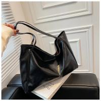 Bolso de mano para mujer, bolsa para axila a la moda, bolso de hombro de cuero Pu suave de gran capacidad, bolso cruzado Retro, bolsos de cubo portátiles informales - details 23