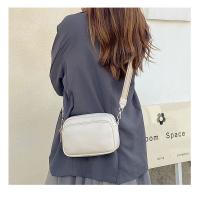 Nuevo bolso de mensajero de gran capacidad, bolso cuadrado pequeño de hombro para mujer - details 11