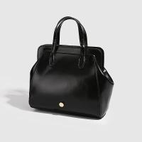 Mochila vintage de piel sintética negra para mujer, correas ajustables para los hombros, cierre de cremallera, forro de poliéster, perfecta para la universidad, desplazamientos y salidas informales, mochila para - details 2