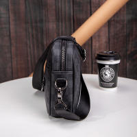 👟 👜 🎒 👓 Nuevo bolso de hombro para hombre casual europeo y americano, bolso para hombre, tendencia urbana, bolso pequeño horizontal, mochila pequeña para joven, bolso de moda. - details 4