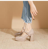 Zapatos de punta cuadrada con tacón grueso y tacón alto plano con hebilla de flor pequeña - details 23