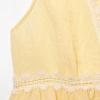 PB&ZA2025 Diseño de encaje dulce francés con costuras, top tipo chaleco sin mangas con cuello en V simple y contraste amarillo para mujer - details 5