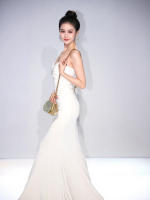 Nuevos bolsos de mujer Celebridad diamantes de imitación brillantes flores rosas Bolso cuadrado pequeño Bolso de banquete Bolso bandolera Bolso de cena - details 12