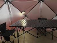 Mesa plegable de exterior con bolsillo de malla, mesa metálica portátil para viajar, adecuada para camping, pesca, etc. - details 2