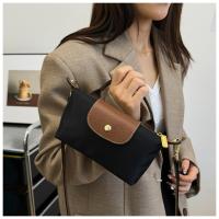 2025 bolso de moda bolso de mujer personalidad versátil pequeño bolso cuadrado ligero bolso de mensajero de hombro - details 33