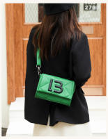 Bolso cruzado de un solo hombro bordado y acolchado de moda, simple y versátil para mujeres - details 4
