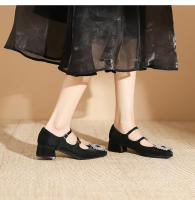 Zapatos de mujer con tacón bajo y hebilla plana - details 13