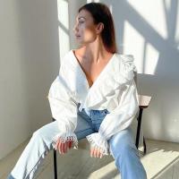 Blusa elegante de mujer con cuello en V moda para mujer joven manga larga blanca - details 4