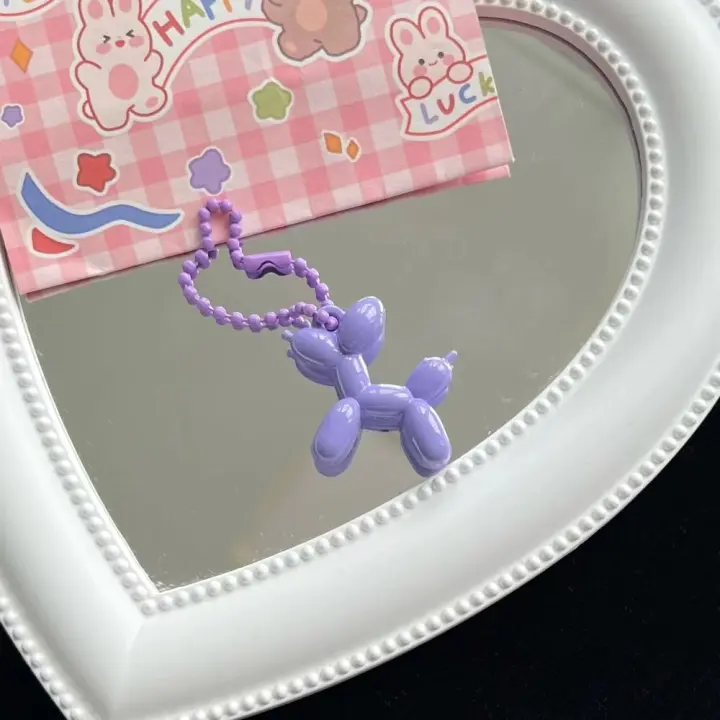 Llavero con forma de cachorro y globos de colores crema con personalidad, cadena de bolas, colgante de perro de dibujos animados, abalorios para bolso, llavero para mujer - 1