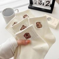 Calcetines de capibara de dibujos animados de moda calcetines de algodón blanco elásticos medias de verano suaves transpirables diarias - details 5