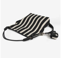 Bolso de mano informal de gran capacidad, de lona a rayas, con un solo hombro oblicuo. - details 13