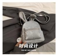 Mochila bonita y versátil de estilo coreano, mochila de viaje para estudiantes, minimochila informal con orejas de conejo desmontables - details 10