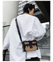Bolso de caja Bolso cuadrado pequeño Tendencia de la moda de los hombres Bolso bandolera Otoño bolso de hombro para teléfono móvil - details 9