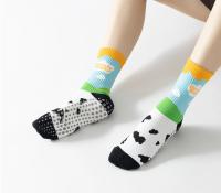 Calcetines de Yoga y Pilates con patrón de grafiti personalizado para mujer, calcetines deportivos antideslizantes, calcetines de moda que combinan con todo, calcetines de tendencia - details 6