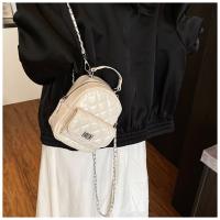 Moda pequeña fragancia textura portátil pequeña mochila diamante cadena de alto sentido versátil mochila diaria - details 26