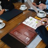 Carpeta de Conferencias NeWYeS de Cuero Suave Organizadora de Viajes A4 con Cierre de Cremallera - details 6