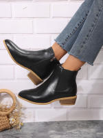 2025 otoño e invierno nuevas botas de mujer de tacón cuadrado de gran tamaño moda británica puntiagudas cómodas botas cortas delgadas tendencia de las mujeres. - details 6