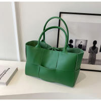 Bolso de mano para mujer, nuevo bolso de hombro premium de gran capacidad, tejido versátil para llevar debajo del brazo. - details 14