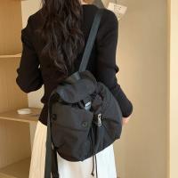 Mochila de nailon con cordón y botón de bolsillo, diseño de nicho de Corea del Sur, mochila de ocio al aire libre - details 2