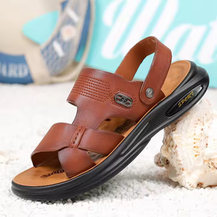 Sandalias de hombre de verano, nuevos zapatos de playa de cuero, zapatillas frescas, suela suave, sandalias de hombre de tendencia, un zapato dos usos, zapatos de hombre. - 1
