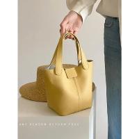 Bolso de cubo portátil de textura suave, cesta de verduras pequeña personalizada, bolso cruzado informal, versión coreana - details 0