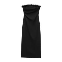 Elegante Vestido Largo de Pluma Sin Espalda Estilo Sexy para Mujeres Perfecto para Fiestas - details 0