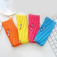 Bolsa de lápiz labial con cremallera y oreja de conejo, gran capacidad, Color sólido, bolsa para lápices para estudiantes, bolso de mano con ojos de dibujos animados, monedero, billeteras - details 2