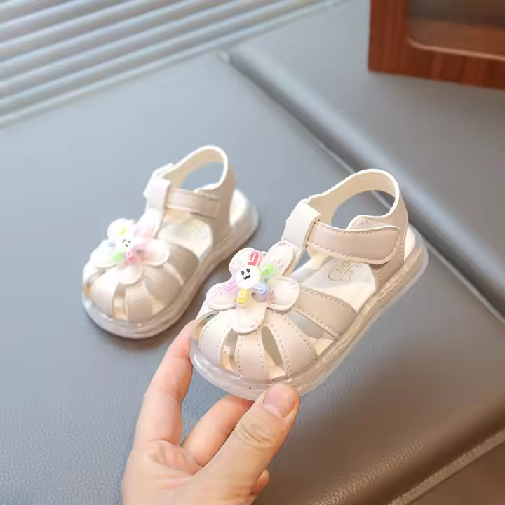 2025 niñas populares sandalias de princesa suela suave bebé niño zapatos bolsa cabeza bebé niña sandalias de playa - 1