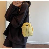 Bolso cruzado ligero para mujer, bolso para botella de agua de estilo coreano con cordón, bolso pequeño portátil ajustable para teléfono móvil, bolso de viaje - details 35