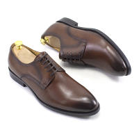 Zapatos de cuero hechos a mano con cuero genuino y una pieza de piel de vaca. - details 8