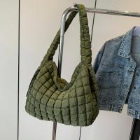 Bolso de hombro tipo bandolera con diseño de nubes plisadas para mujer, bolso de mano de gran capacidad con doble cara y doble tirón - details 17