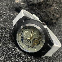 Reloj deportivo de cuarzo con correa de silicona y esqueleto de luz azul para hombre de nueva tendencia - details 3