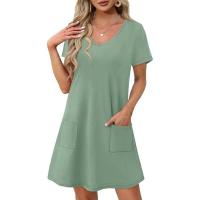 Vestido casual con bolsillo y manga corta estampada con escote en V - details 3