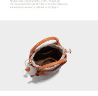 Bolso tejido de moda, bolso cubo de gran capacidad, bolso mensajero casual versátil para viajeros. - details 4