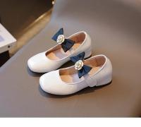 2025 primavera nuevos zapatos de cuero para niñas moda estilo coreano fondo suave antideslizante princesa Chic zapatos para boda - details 5