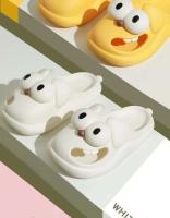 Sandalias de Plano para Mujer Verano Zapatillas de Dibujos Animados Pantuflas Cerradas para Uso al Aire Libre Antideslizantes para Uso Interior - details 5