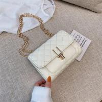 Elegante bolso de hombro de mujer acolchado en PU. Mini bolso cruzado con cremallera magnética. Ideal para desplazamientos diarios - details 6